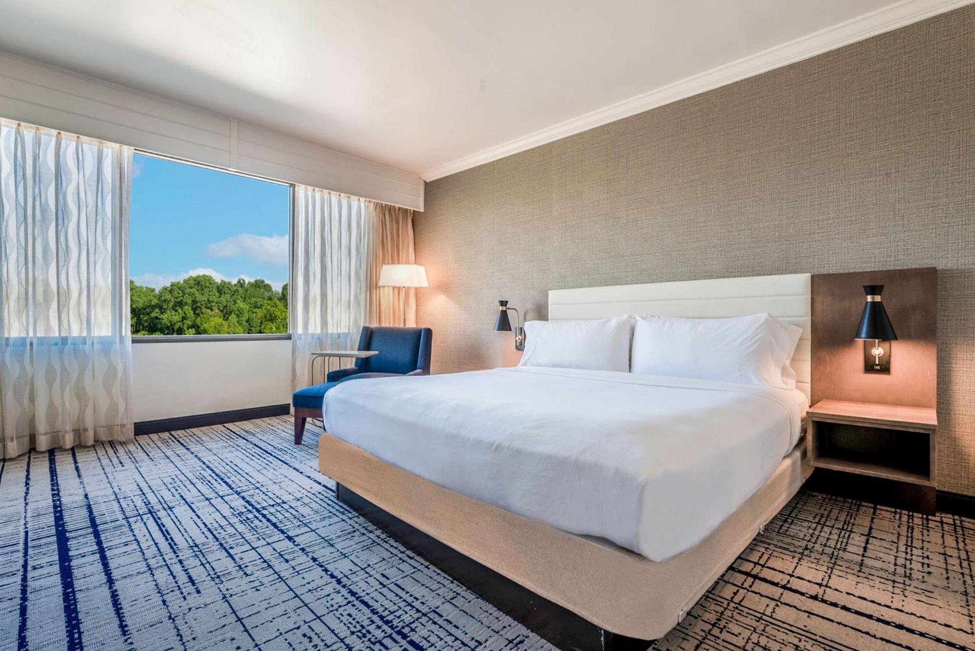 فندق Doubletree By Hilton South Charlotte Tyvola المظهر الخارجي الصورة