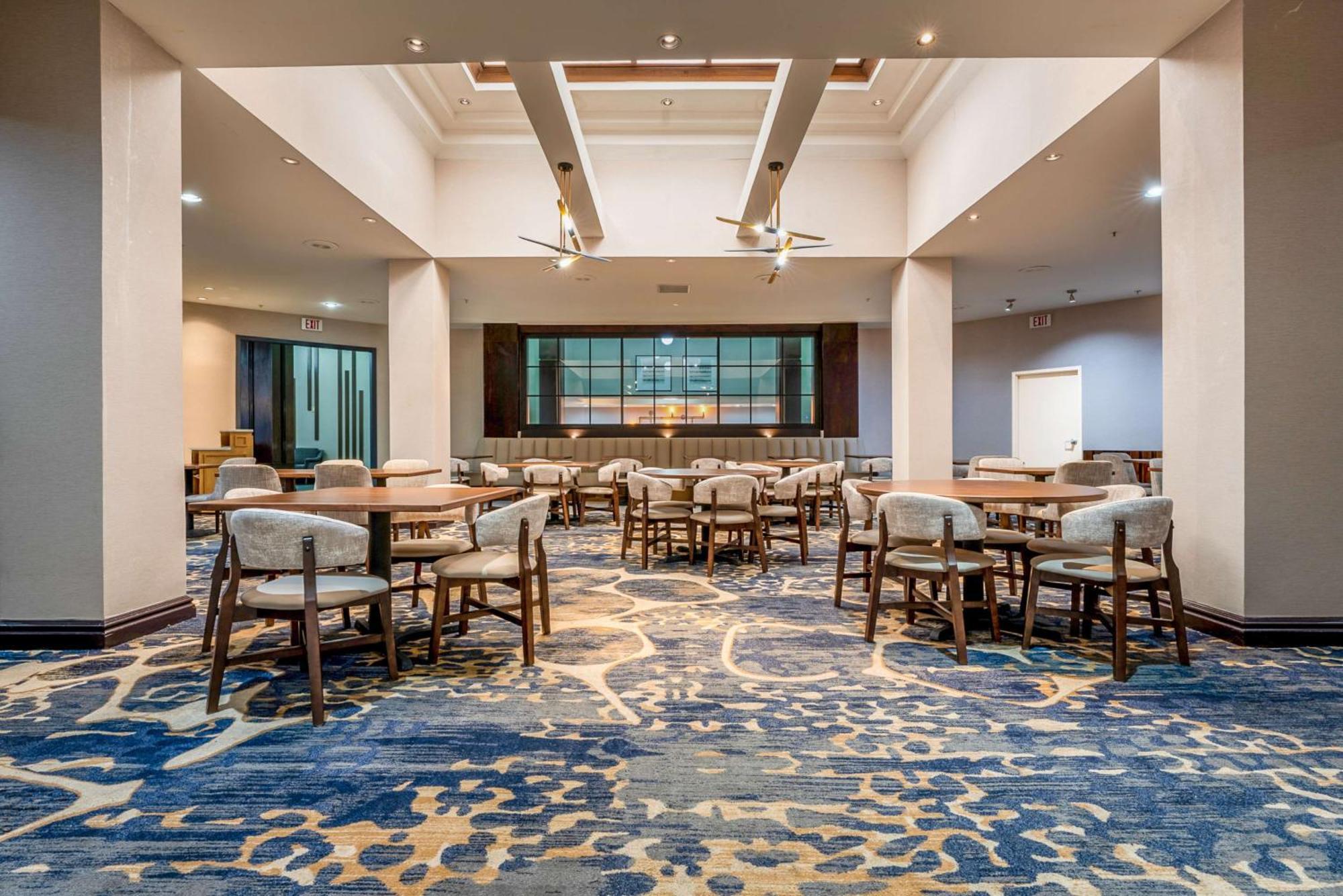 فندق Doubletree By Hilton South Charlotte Tyvola المظهر الخارجي الصورة
